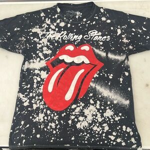 RollingStone men’s Large top 🔥🔥🔥